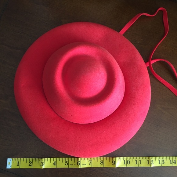 Vintage 60s red wool felt Madeline prairie hat. - Picture 6 of 10